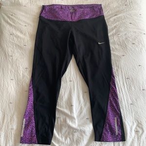 Nike Dri-fit Capri Leggings